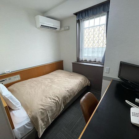 松山终端酒店 外观 照片