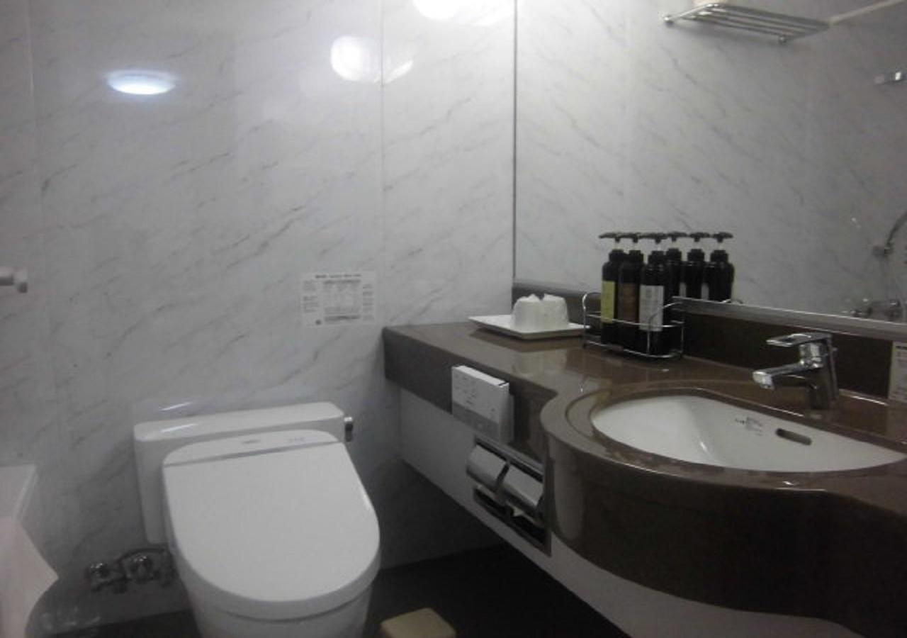 松山终端酒店 外观 照片